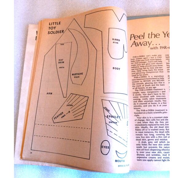 Lot of 2 Vintage Stitch N Sew Magazine Holiday Issues 1970 & 1971 Christmas - Picture 8 of 10